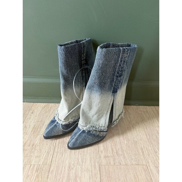 NWT Wild Fable Calista Denim Foldover Booties.  Size 6. - Picture 1 of 5